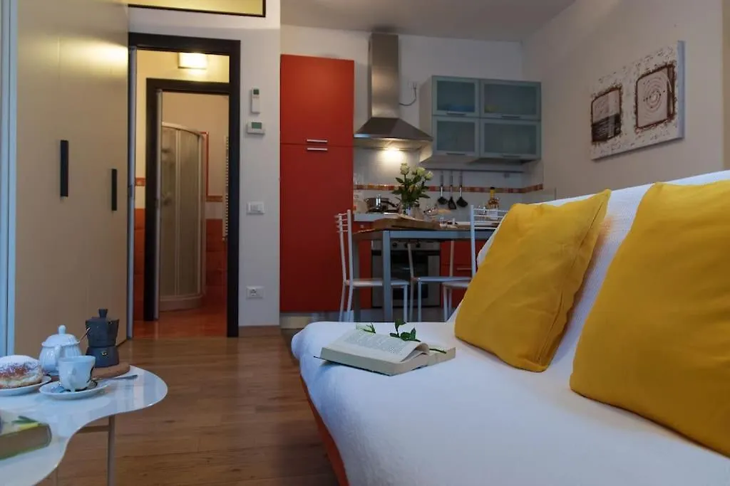 Pascoli Home A Cattolica Centro Mare By Yohome 0*,