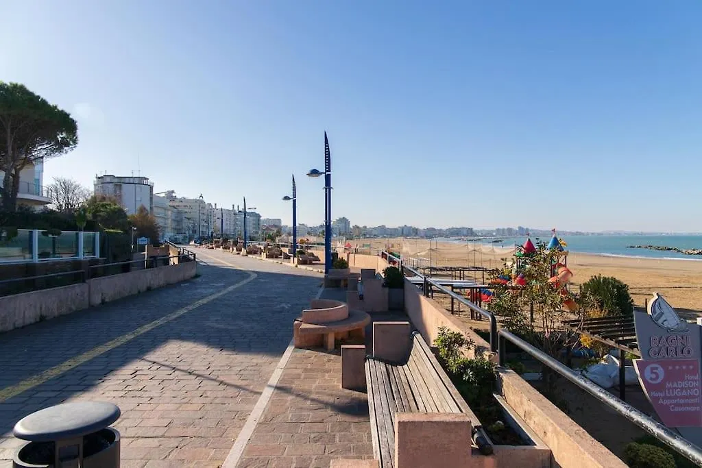 Apartment Pascoli Home A Cattolica Centro Mare By Yohome Italy