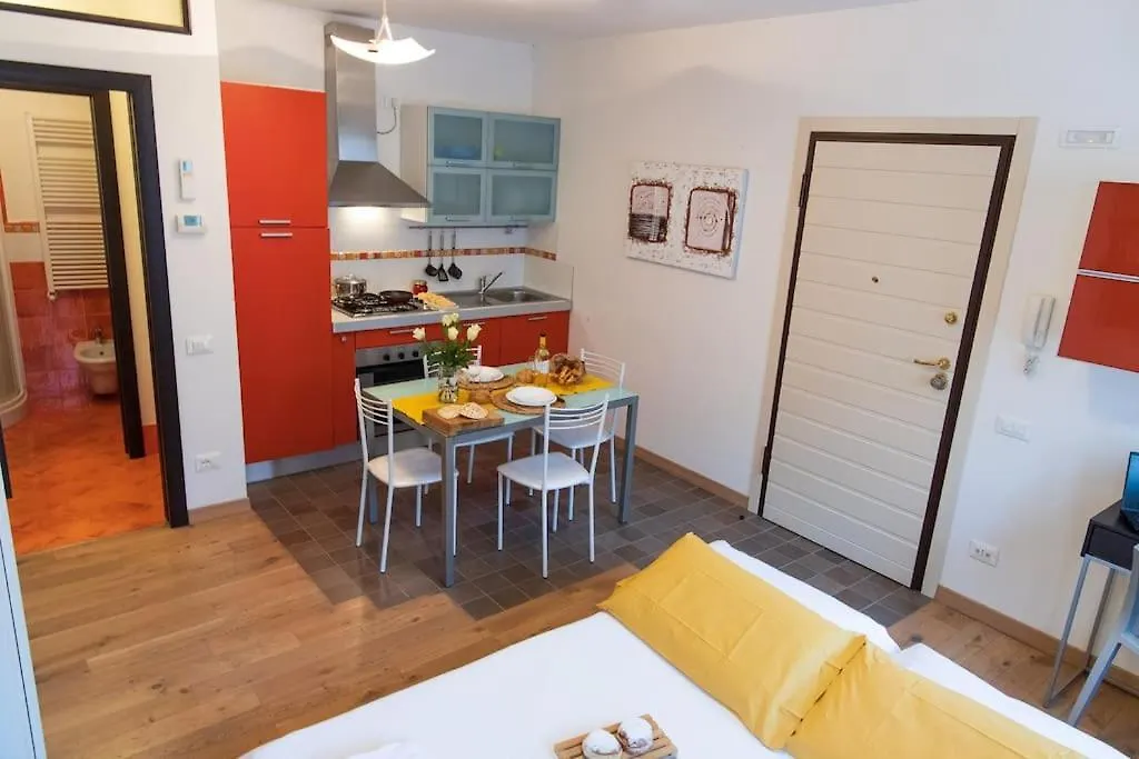 Pascoli Home A Cattolica Centro Mare By Yohome contacts