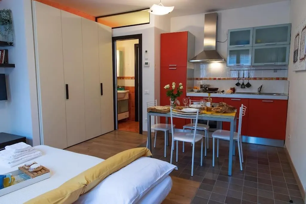 Pascoli Home A Cattolica Centro Mare By Yohome
